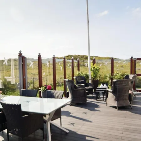 Four-bedroom Holiday In * Hvide Sande