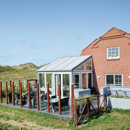 Four-bedroom Holiday In Сasa de vacaciones *